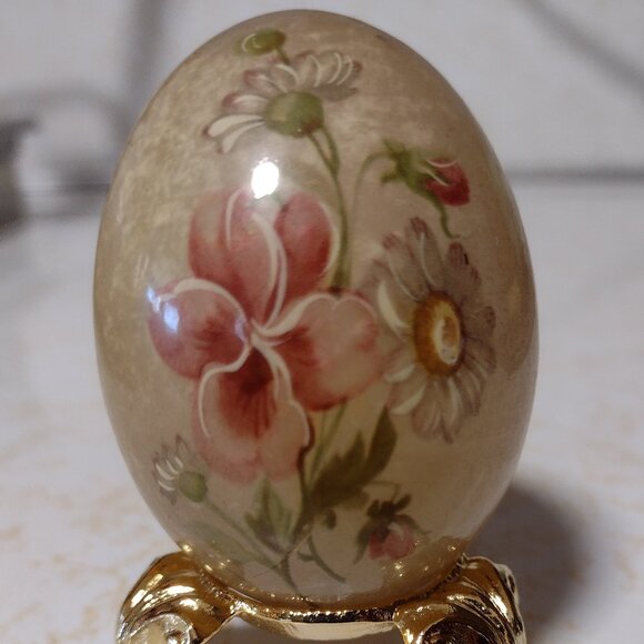 Genuine Italian Alabaster Flowered Egg - Picture 9 of 9